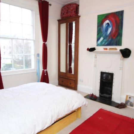 Stunning Arty Apartment In The Heart Of Clifton Bristol Esterno foto